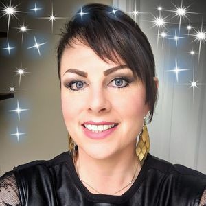 Meet your Posher, Brandi